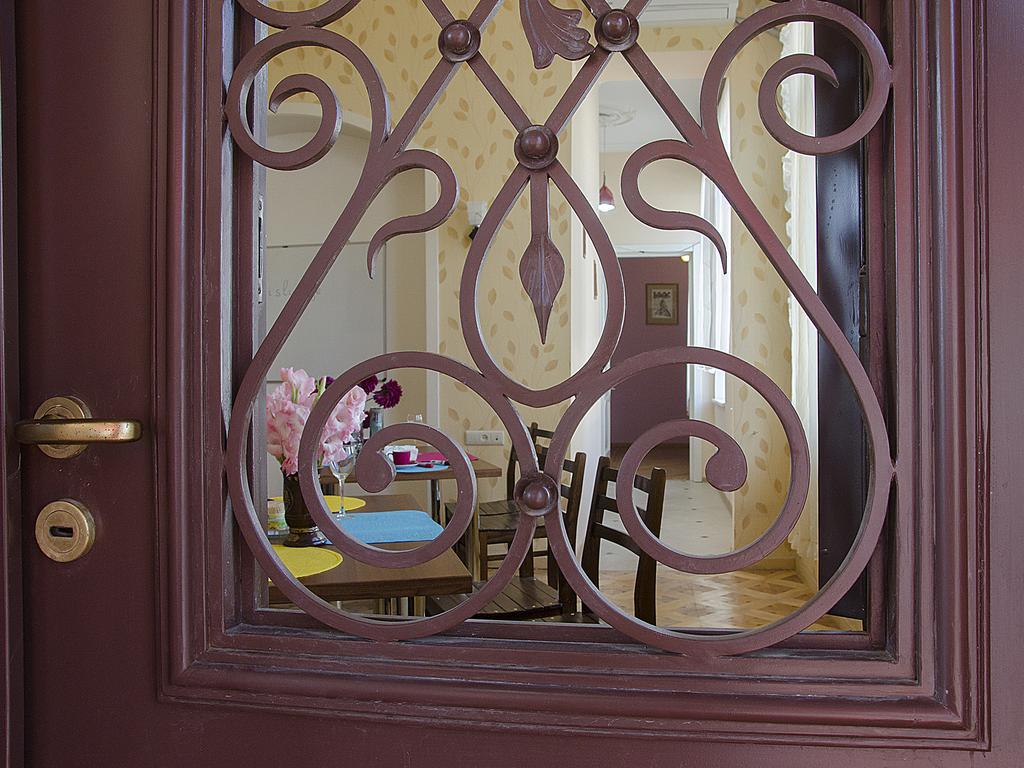 טביליסי Griboedov Hostel & Suites מראה חיצוני תמונה