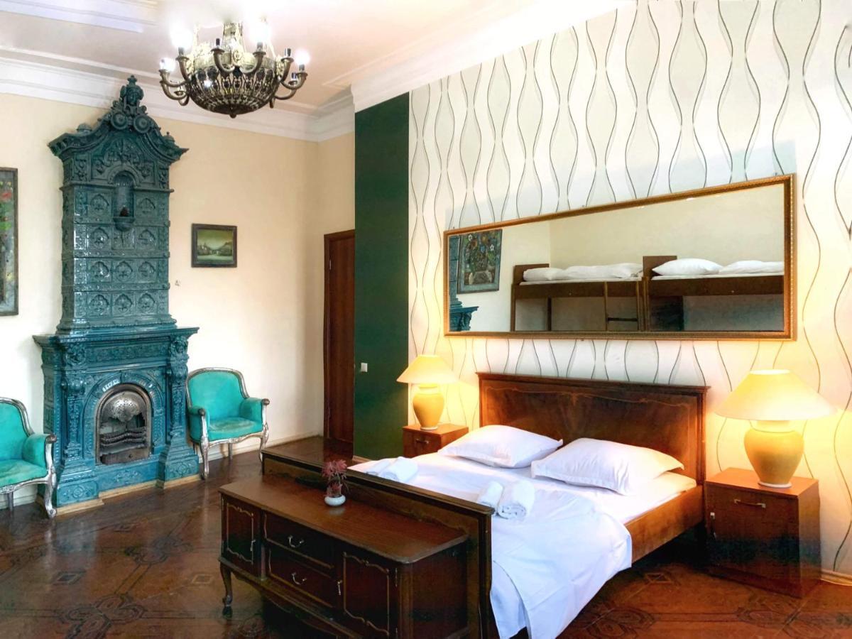 טביליסי Griboedov Hostel & Suites מראה חיצוני תמונה